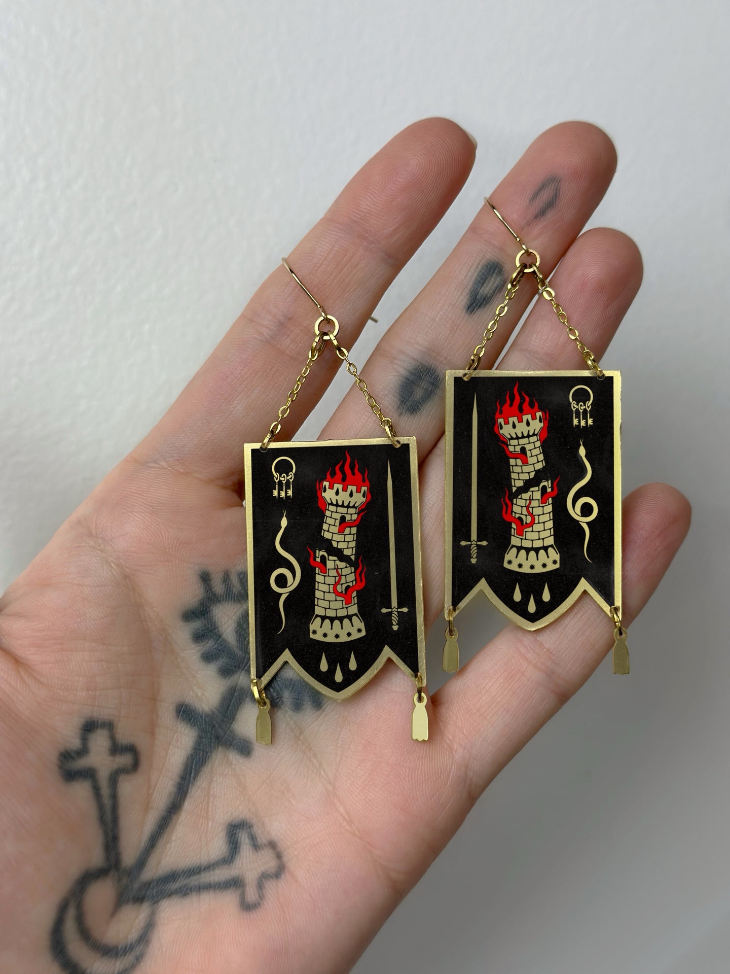 Vexillum - Earrings (2D) - While Odin Sleeps